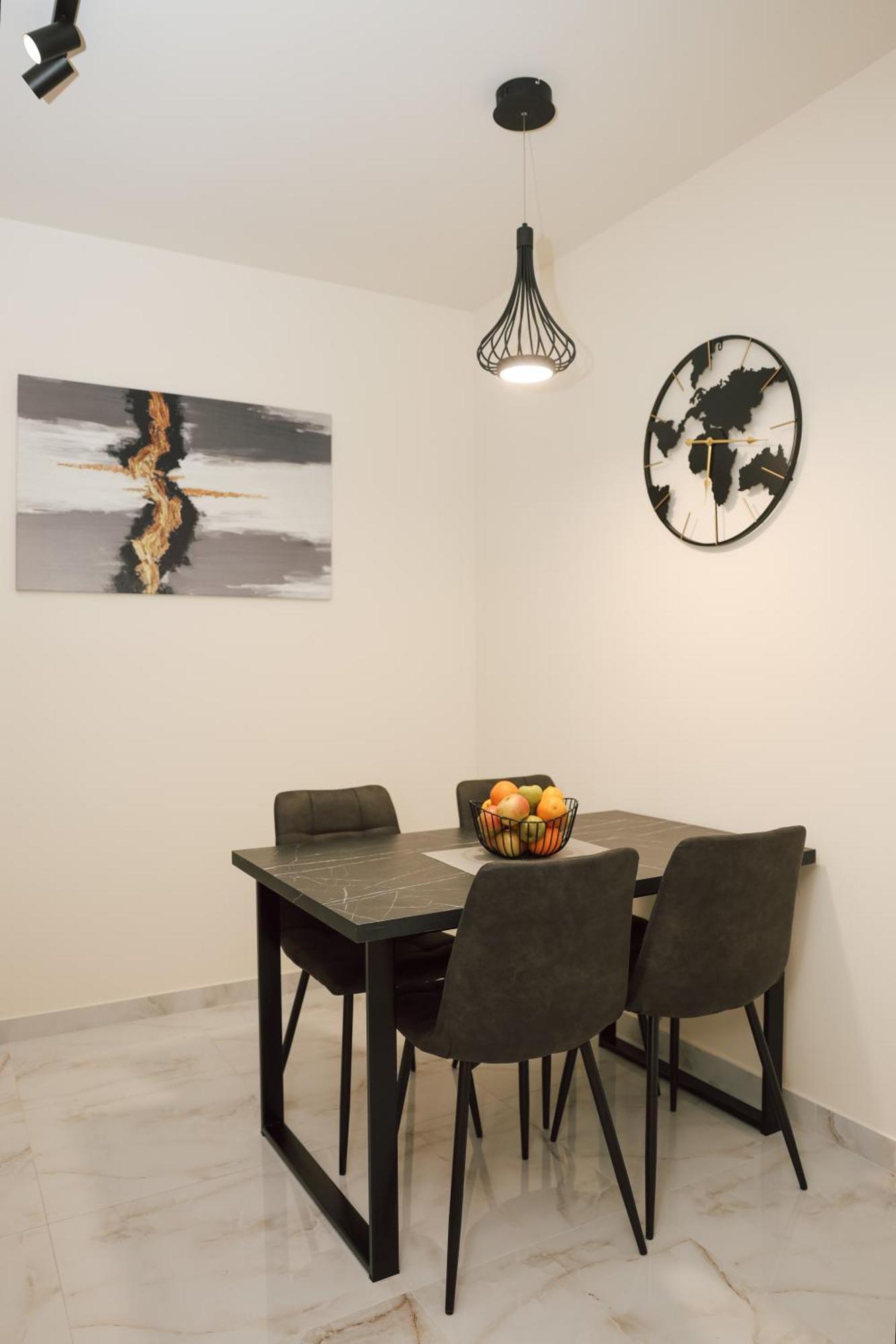 Apartment N & S - Private Parking & 1 Minute To The Herceg Novi